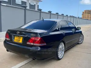 Toyota Crown 2006 Black