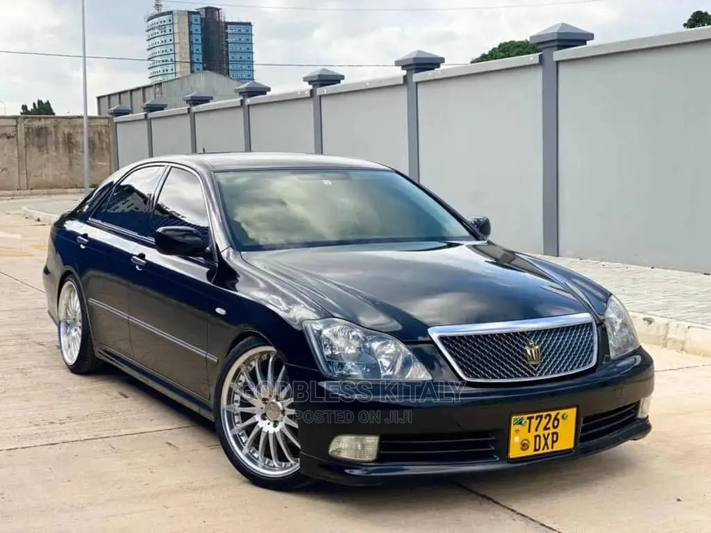 Toyota Crown 2006 Black