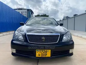 Toyota Crown 2006 Black
