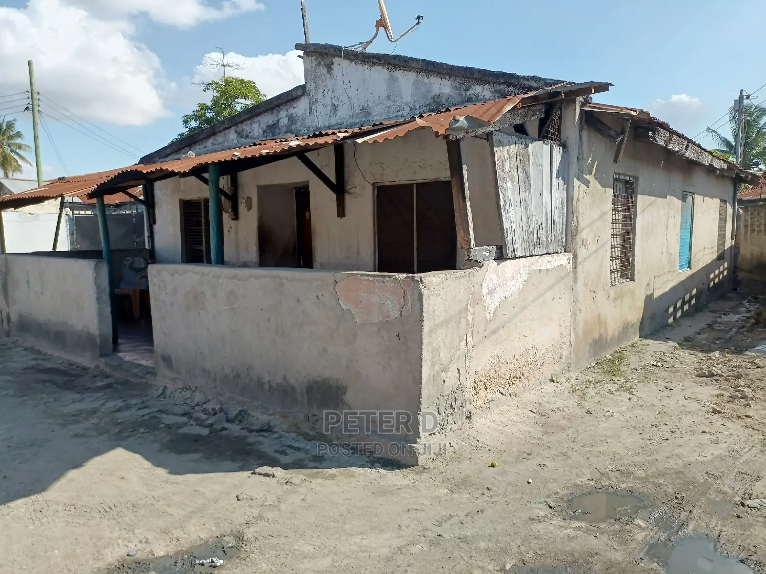 10bdrm House in Kinondoni for sale
