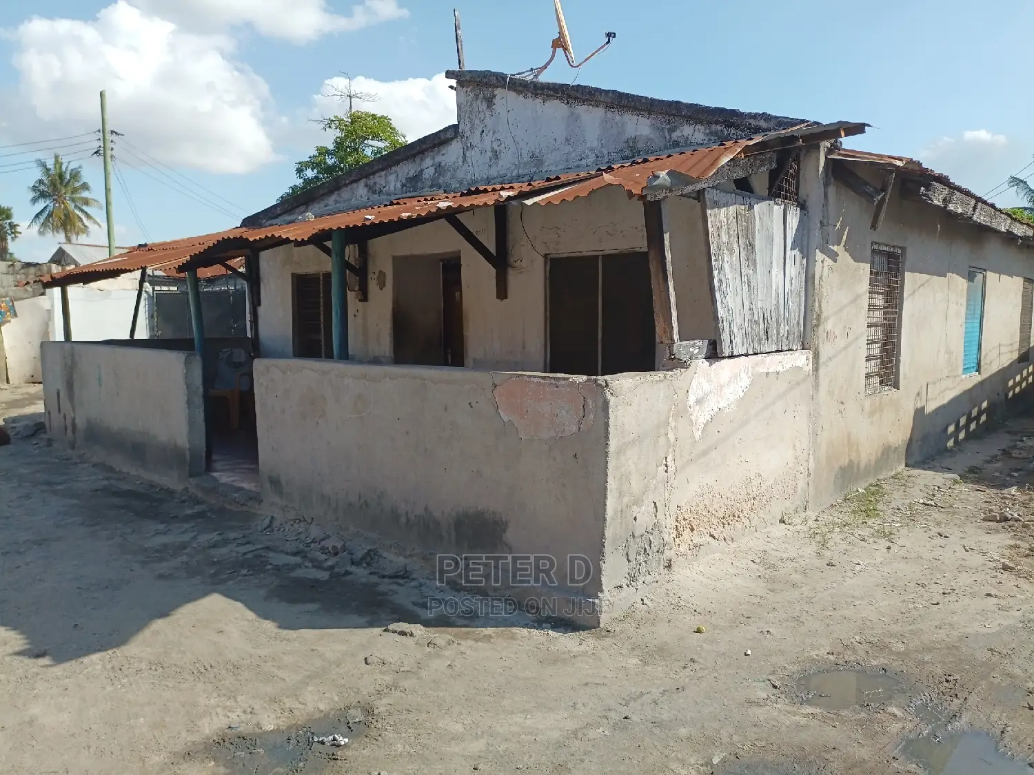 10bdrm House in Kinondoni for sale
