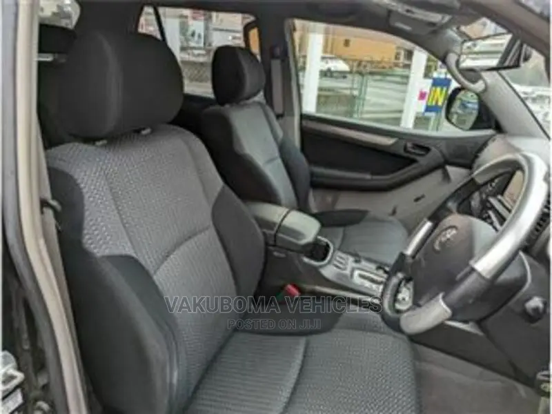 Toyota Hilux Surf 2007 Black