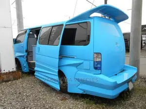 Toyota HiAce 1997 Blue