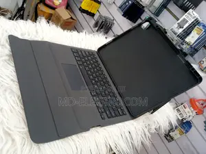 IPAD PRO COVER With Keyboard 12.6"