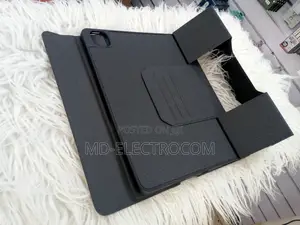 IPAD PRO COVER With Keyboard 12.6"