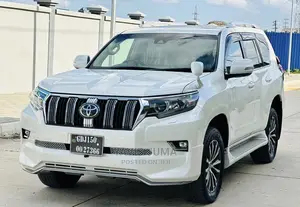 Toyota Land Cruiser Prado 2019 White
