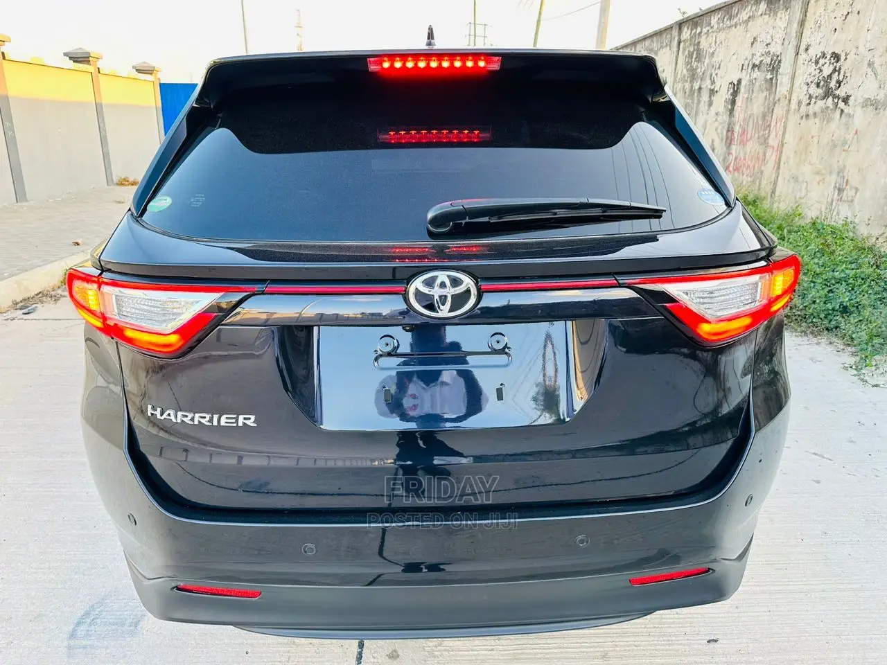 Toyota Harrier 2.5 Hybrid 4WD 2017 Black
