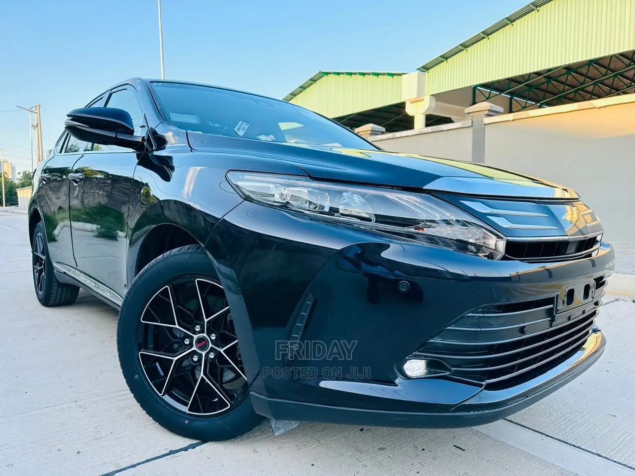 Toyota Harrier 2.5 Hybrid 4WD 2017 Black