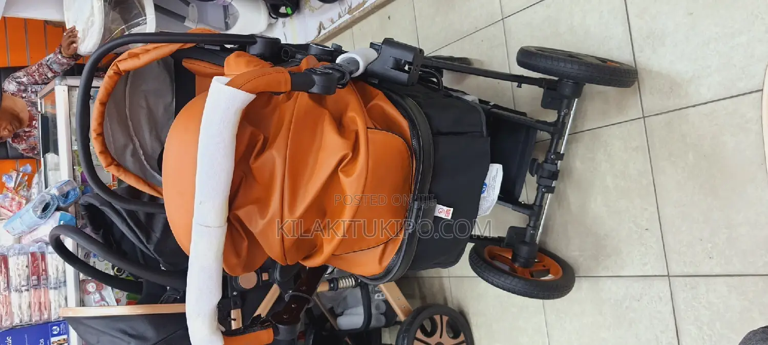 Stroller With Original Lather