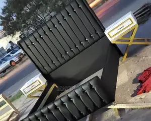 Kitanda Kizuri Sana Cha Sofa Simple