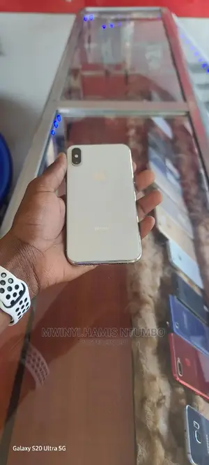 Apple iPhone XS 64 GB White