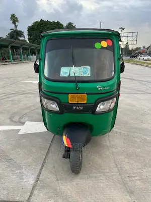 TVS Neo NX 2022 Green