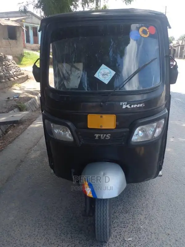 TVS King Cargo 2022 Black