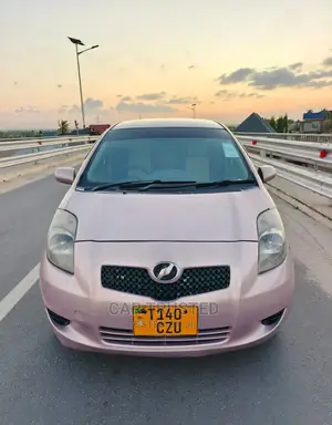 Toyota Vitz 1.5 FWD 3dr 2005 Silver