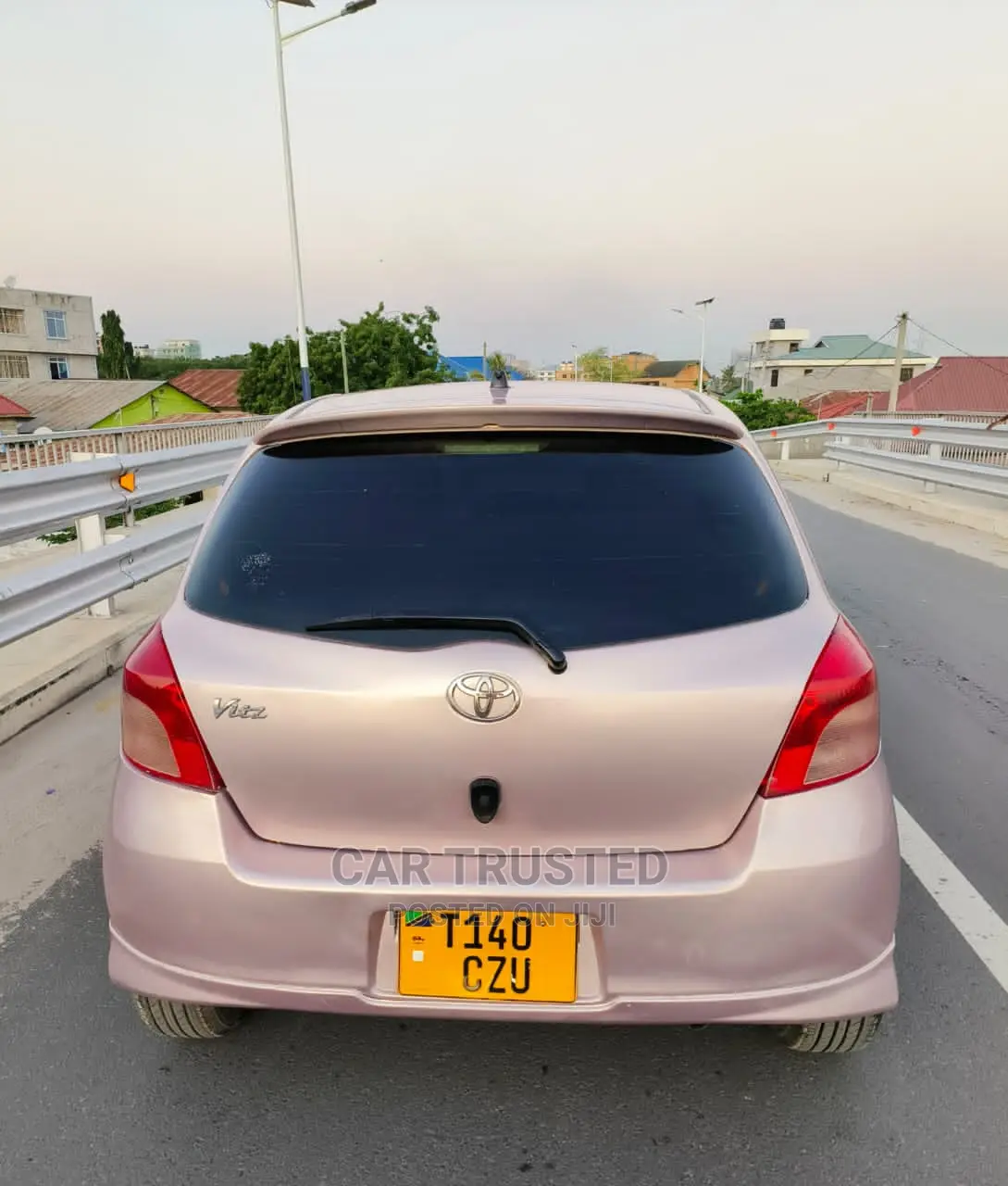 Toyota Vitz 1.5 FWD 3dr 2005 Silver