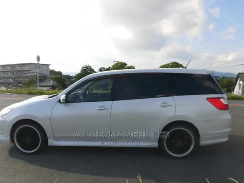 Subaru Exiga 2011 Pearl