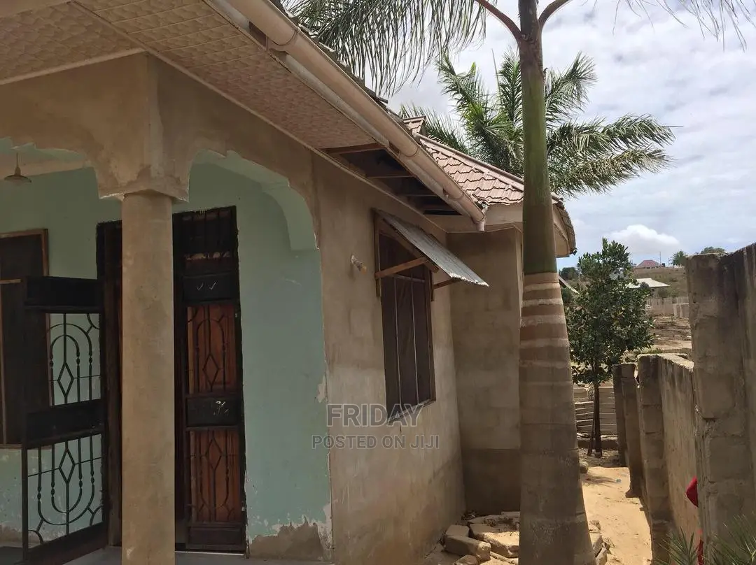 4bdrm House in Rungwe, Kinondoni for Sale