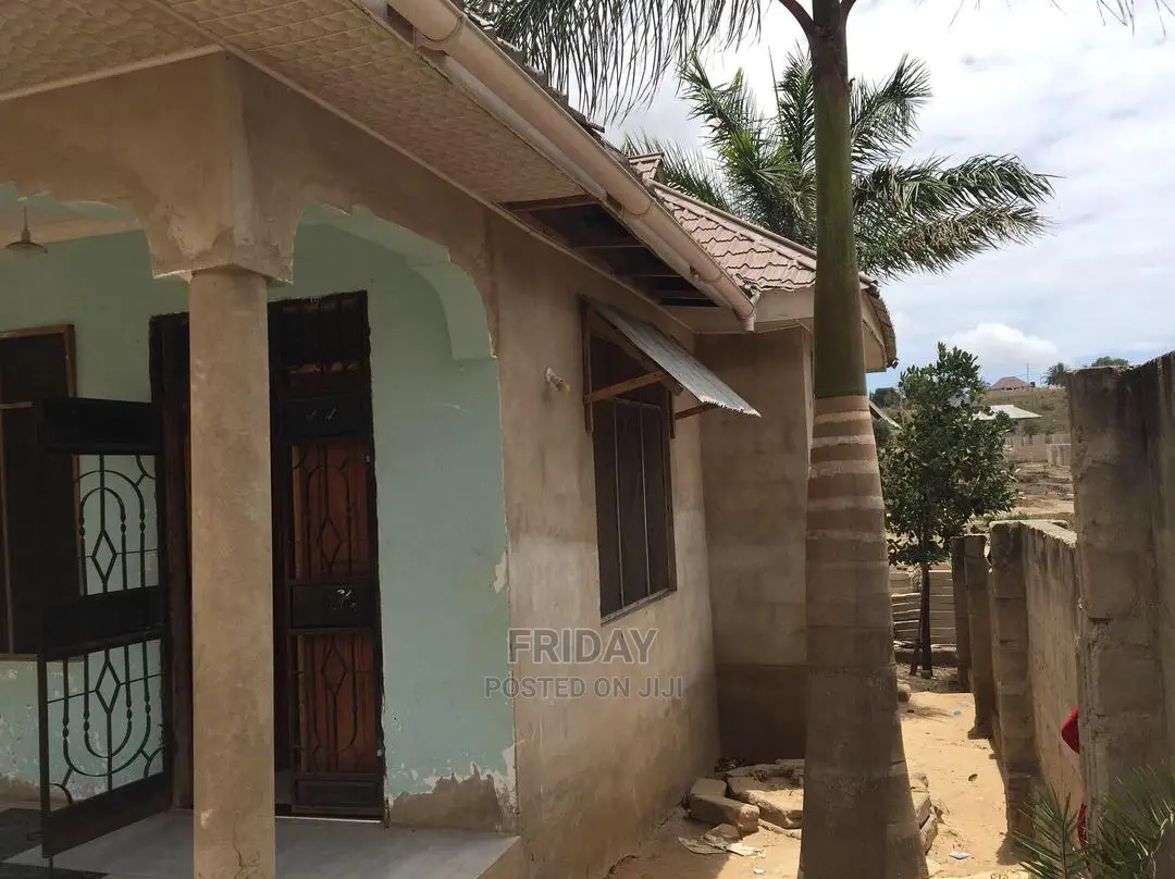 4bdrm House in Rungwe, Kinondoni for Sale