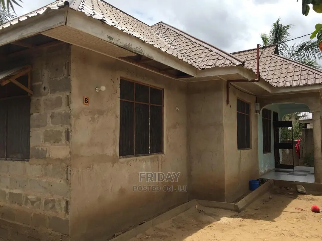 4bdrm House in Rungwe, Kinondoni for Sale