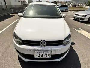 Volkswagen Polo 2012 Pearl