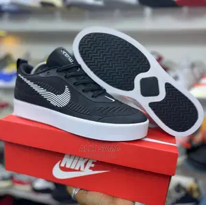 Nike Black White