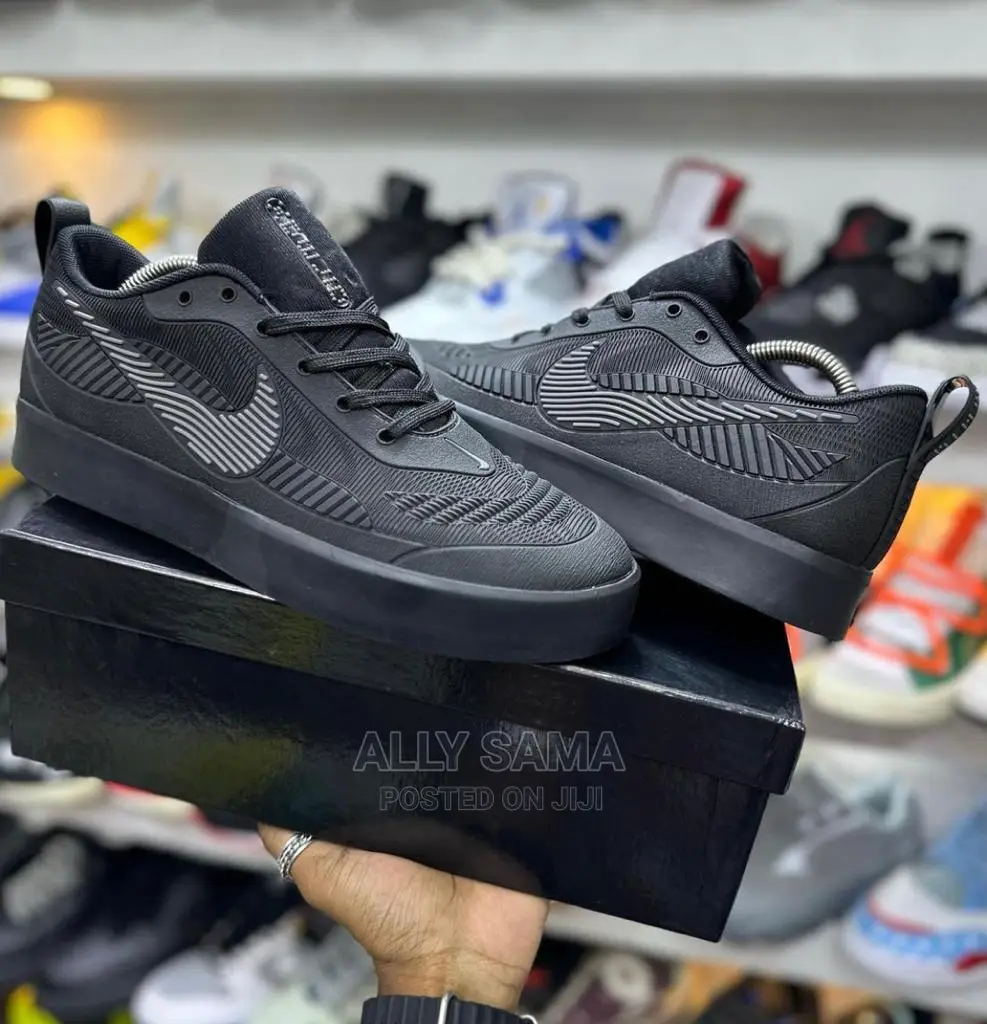 Nike Full Black