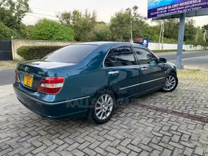 Toyota Brevis 2004
