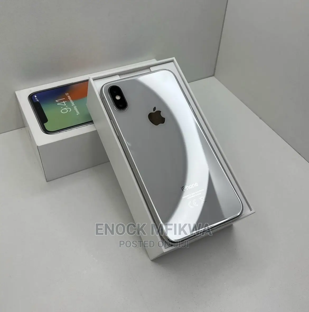 New Apple iPhone X 64 GB White