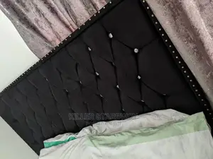 Kitanda Bedside Na Godoro 5×6 Inchi 8