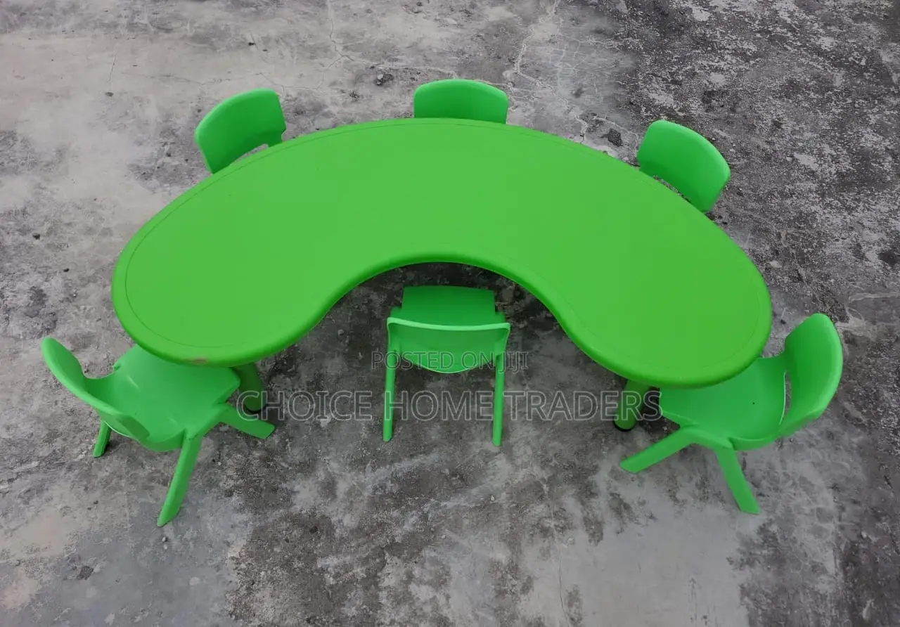 Meza Ya Watoto/Kid Table