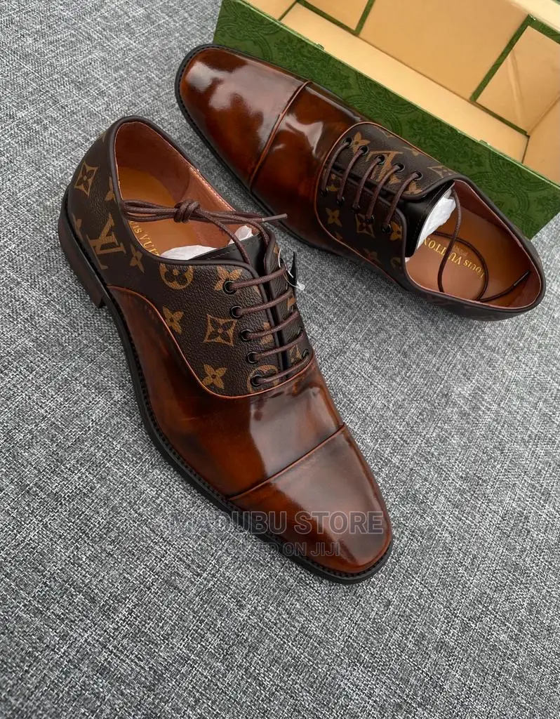 Classic Men’S Official Shoes