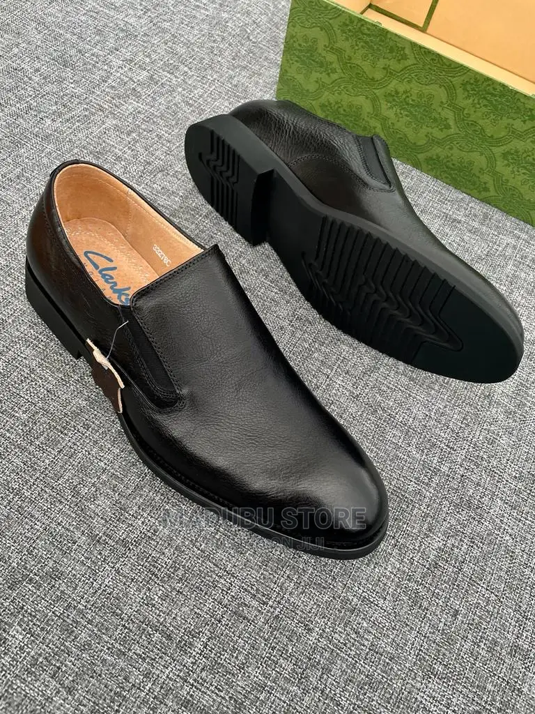 Classic Men’S Official Shoes