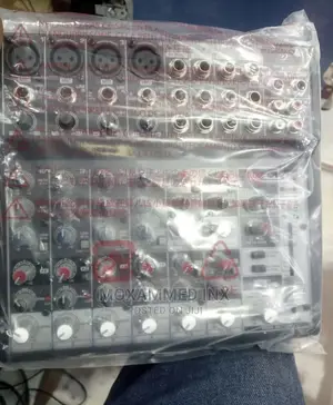 Behringer Fx 1202 Mixer