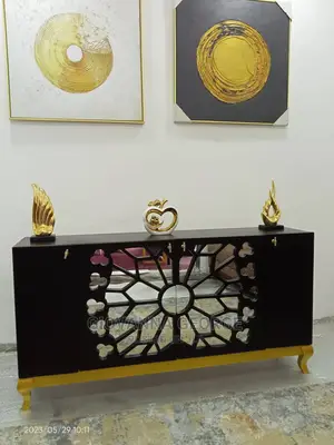 Very Nice Showcase