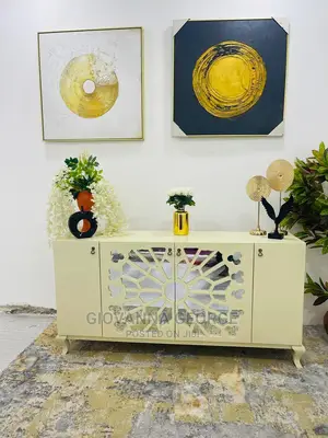 Very Nice Showcase
