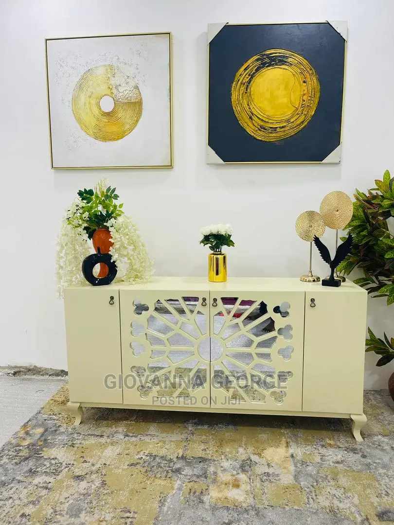 Very Nice Showcase