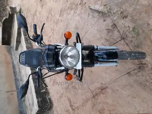 New TVS HLX 125 2022