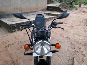New TVS HLX 125 2022