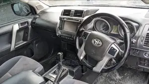 Toyota Land Cruiser Prado 2016 Gray