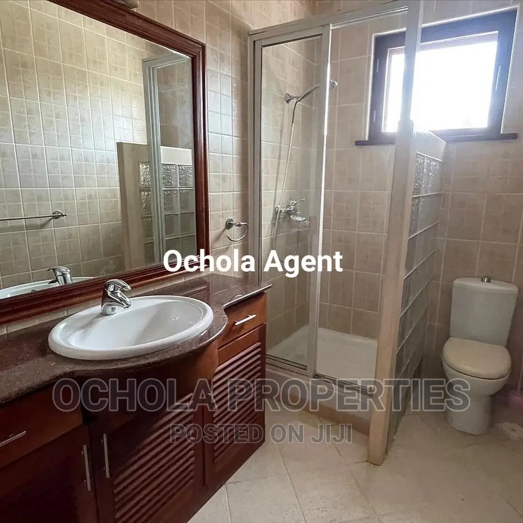 Furnished 4bdrm Villa in Masaki for Rent