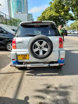 Toyota RAV4 1.8 2004 Silver
