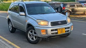 Toyota RAV4 1.8 2005 Silver