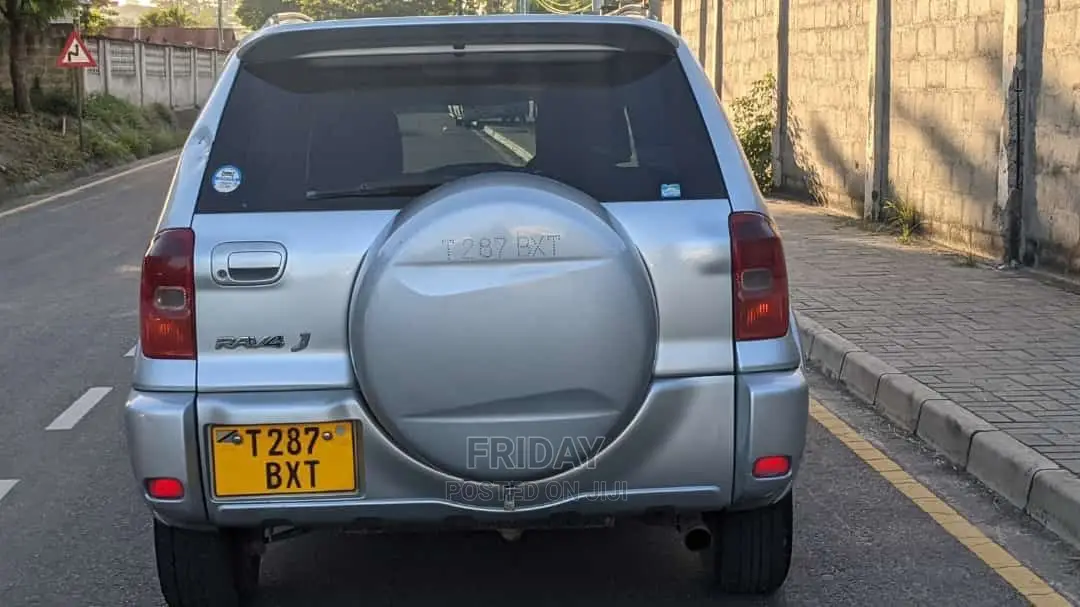 Toyota RAV4 1.8 2005 Silver