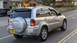 Toyota RAV4 1.8 2005 Silver