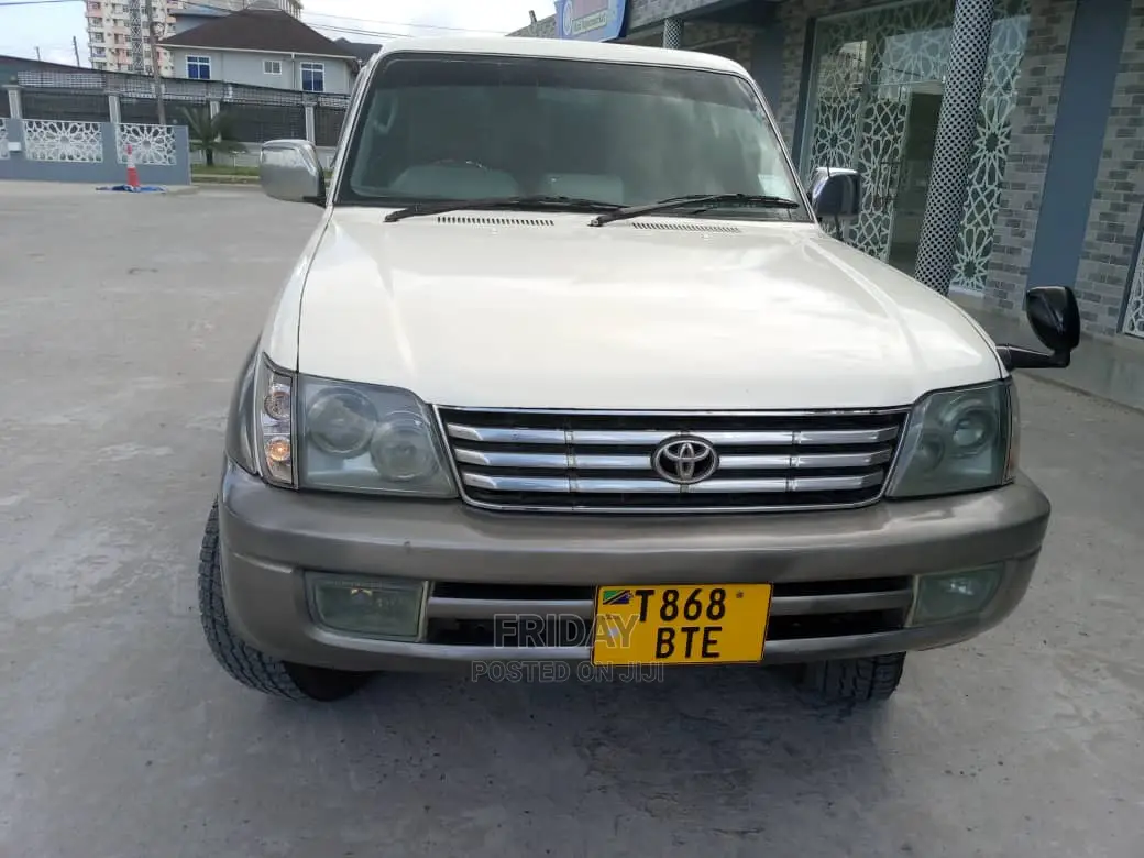 Toyota Land Cruiser Prado 2005 Silver