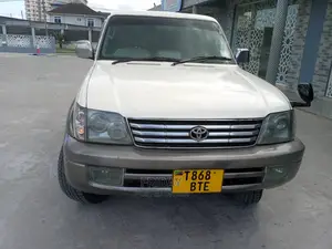 Toyota Land Cruiser Prado 2005 Silver