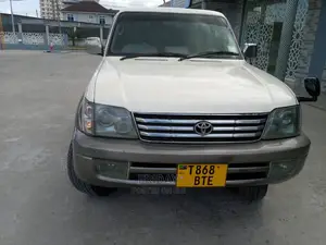 Toyota Land Cruiser Prado 2005 Silver