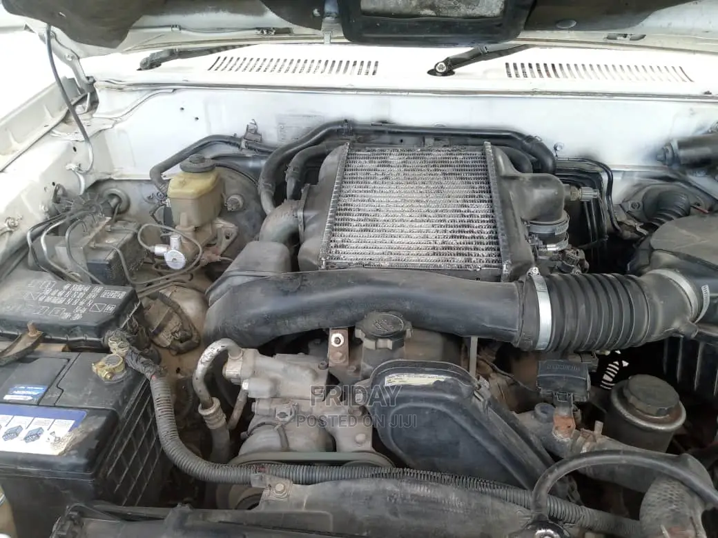 Toyota Land Cruiser Prado 2005 Silver