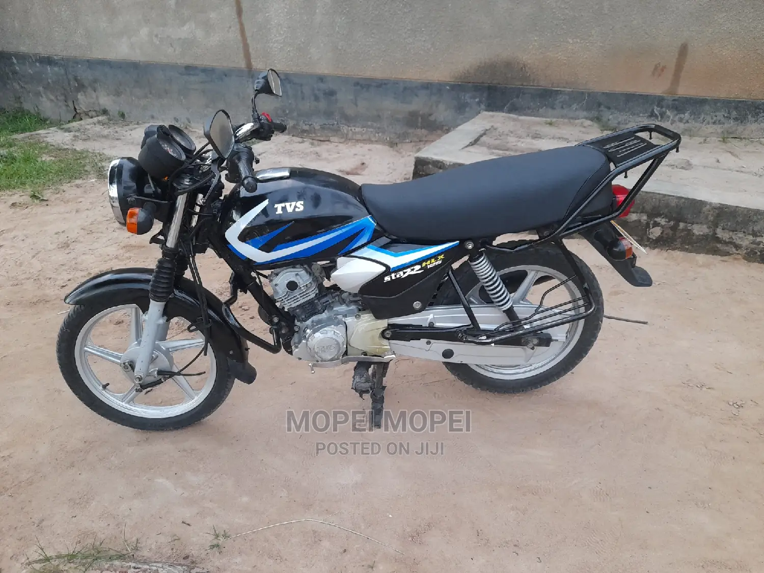 TVS HLX 125 2022