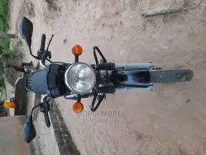 TVS HLX 125 2022